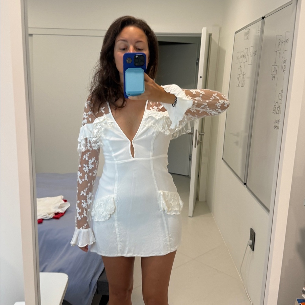 Elegant White Lace Dress